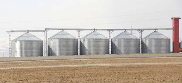 It’s time for small and midsized businesses to finally move beyond information silos